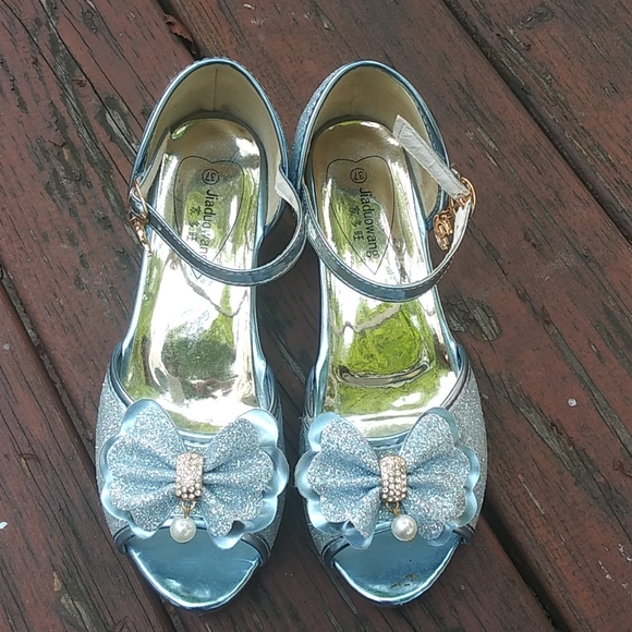 Blue glittery heels for kids 👡 - Picture 3 of 6